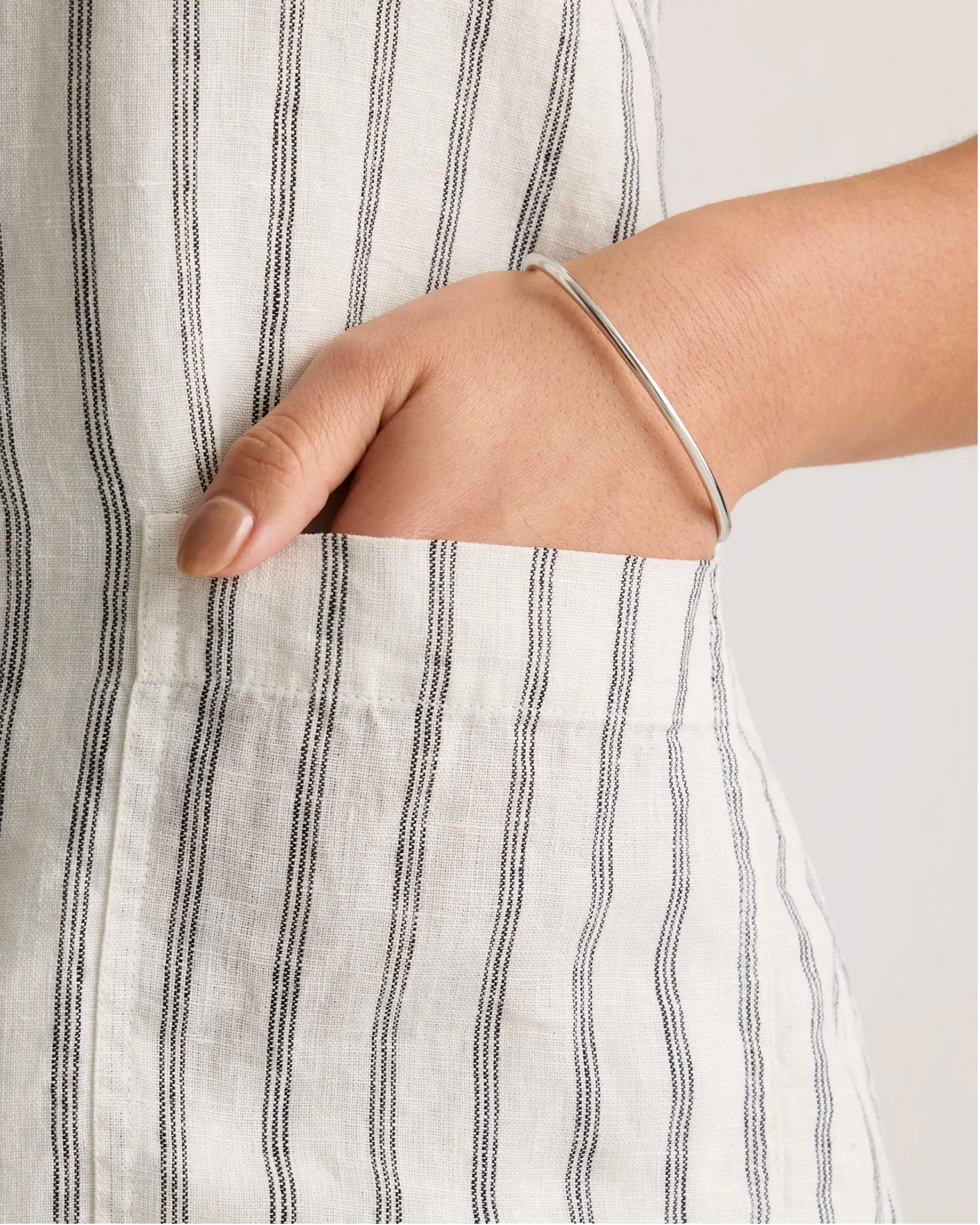 European Linen Longline Vest - Image 8