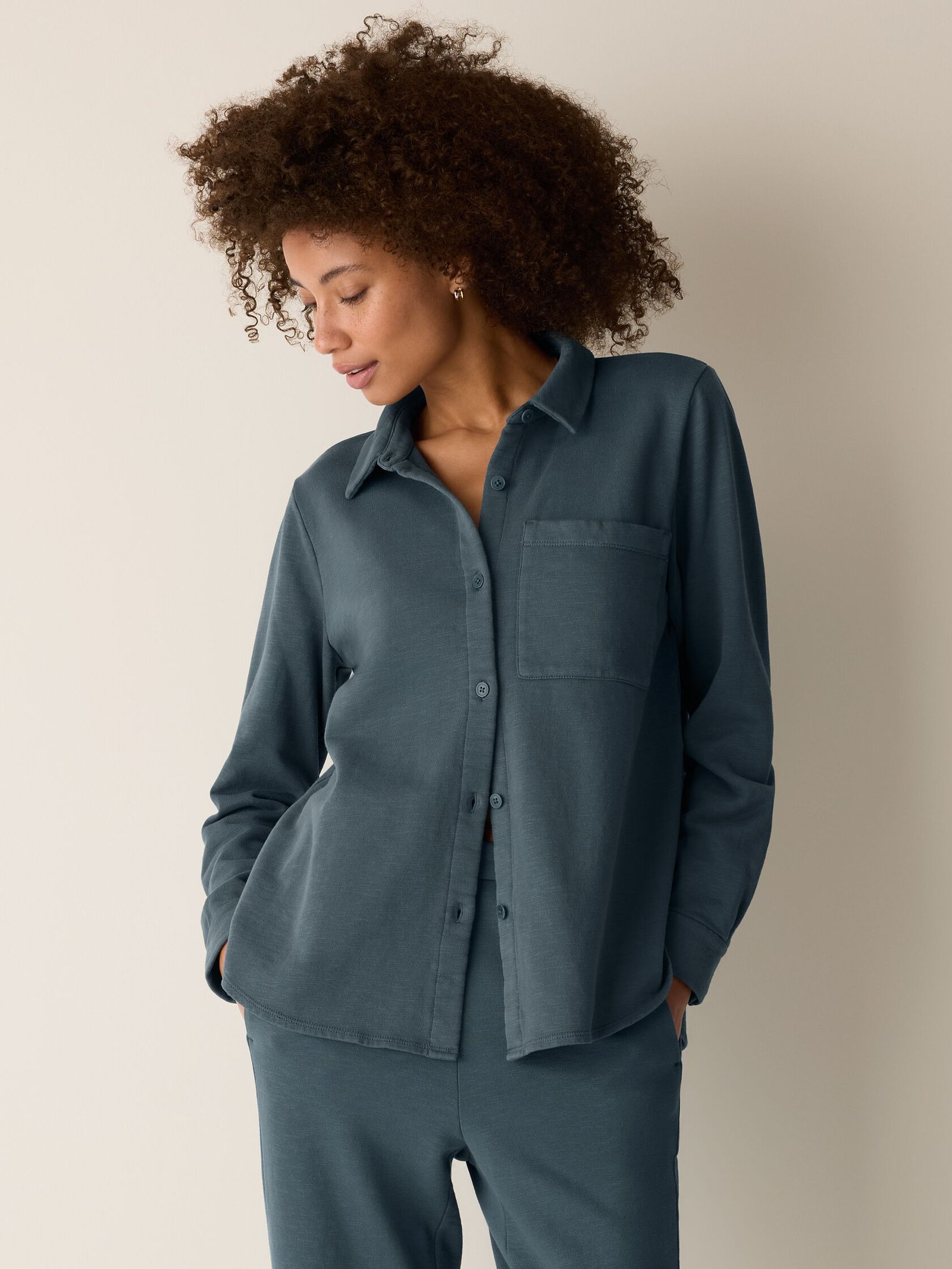 Garment-Dyed Organic Cotton Terry Classic Collar Shirt - Image 2