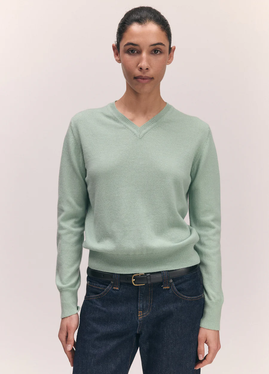 Skye Cashmere V-Neck - Image 8